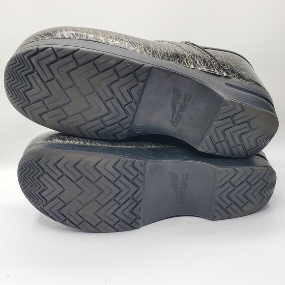 Dansko black with silver clogs sze 41 US size 10.5-11 - Picture 11 of 16